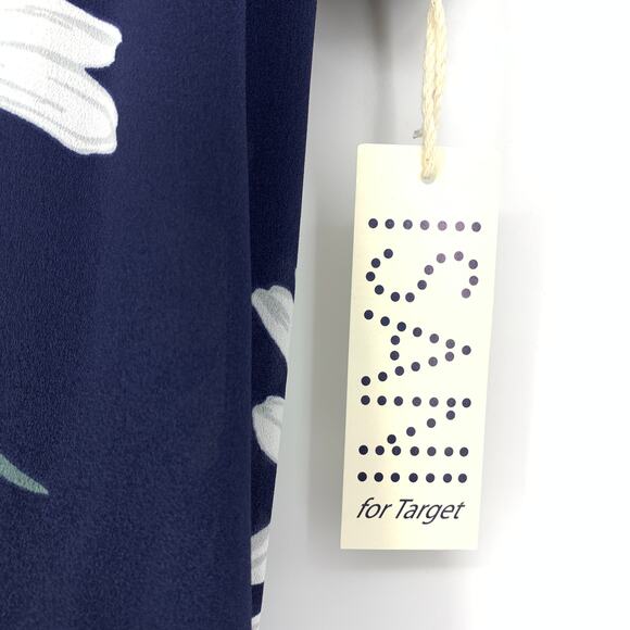 Isani For Target Jumpsuit Women's Size Small Daisy Floral Print Navy White NEW - Picture 4 of 7